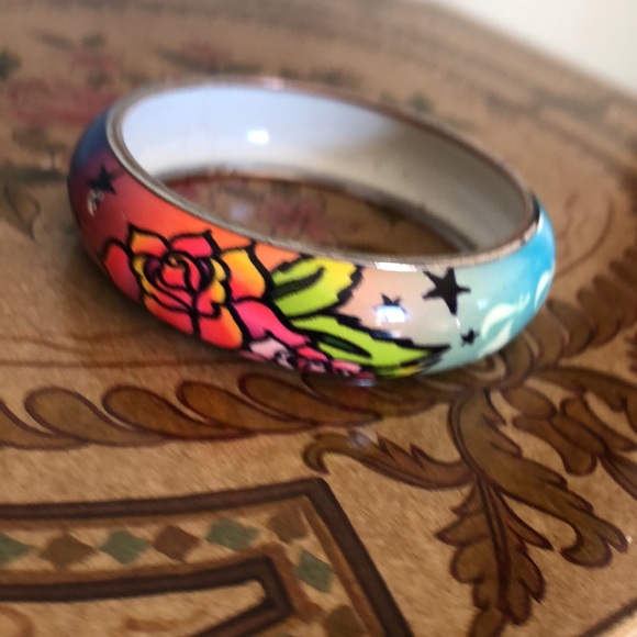 Ed Hardy Skull LOVE Enamel Metal Bangle Bracelet - Picture 2 of 4